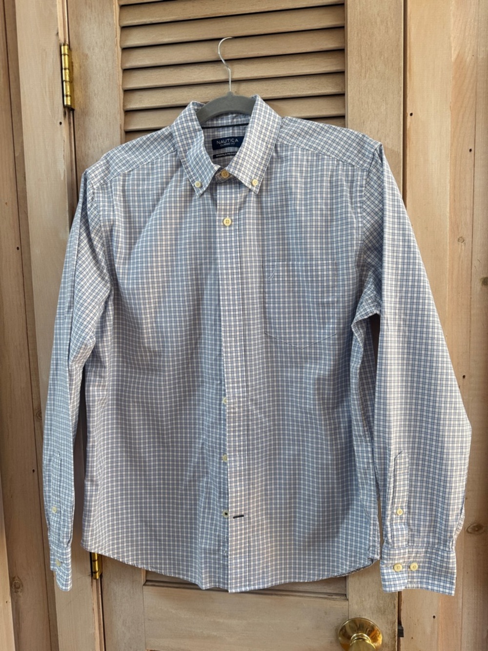 Nautica Men’s Classic Fit Light Blue and White Checked Button-Down Shirt Medium